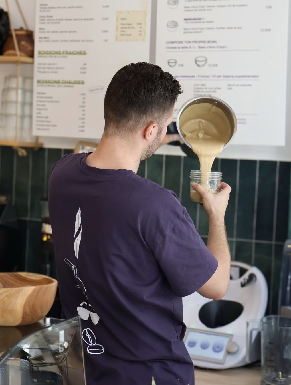 Le café et l'équipe de la Casa do Açaí